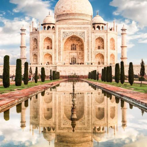 India: Experience Vibrant Festivals, Palaces, and Culture