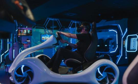 Virtual Reality Driving Games Is A Thrilling Ride