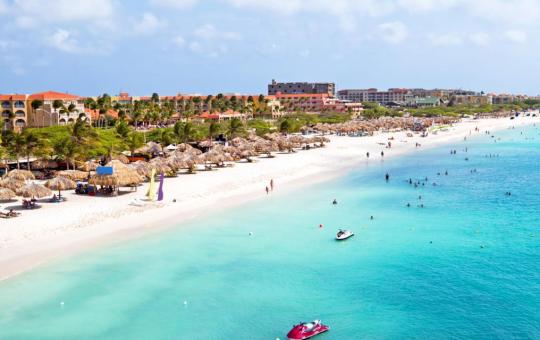 Eagle Beach: Enjoy the Tranquil Beauty of Aruba’s Coastline