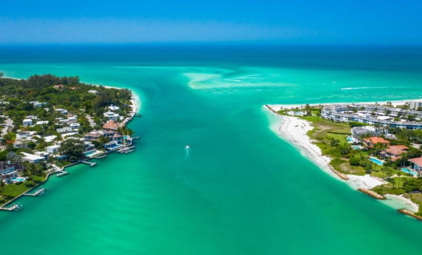 Siesta Key: Relax on the Soft, White Sands of Florida Coast