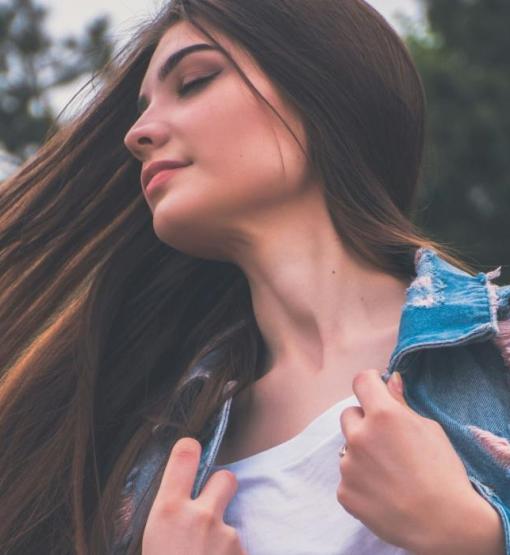 Sun-Kissed Waves: Natural Long Locs Embrace Effortless