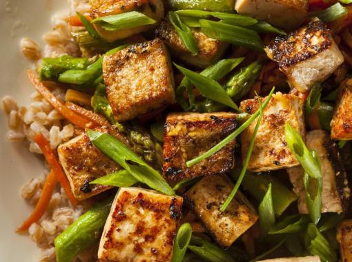 Tofu Stir-Fry: Asian-Style Vegetables and Tofu