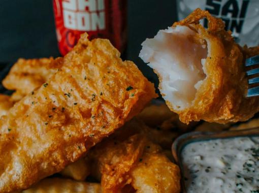 British Fish and Chips Classic Fried Fish and Fries