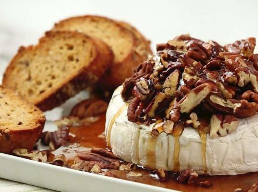 Oven-Baked Brie with Honey and Nut Topping