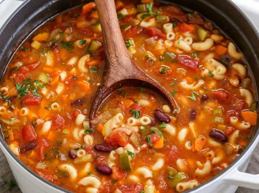 Minestrone Soup Italian Vegetable and Pasta Soup